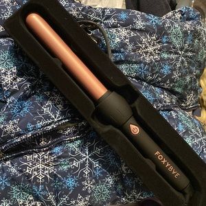 Foxy Bae 25 MM Rose Gold Curling Wand NWT